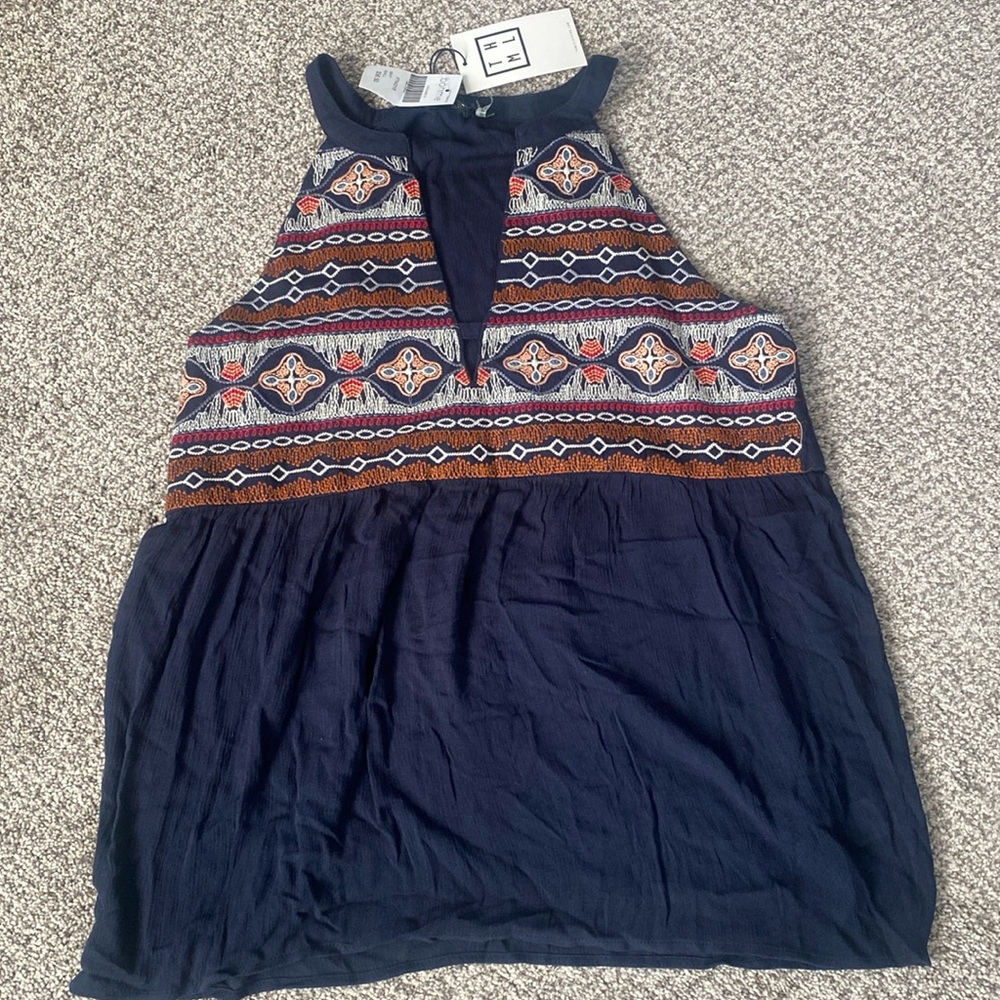Navy flowy tank